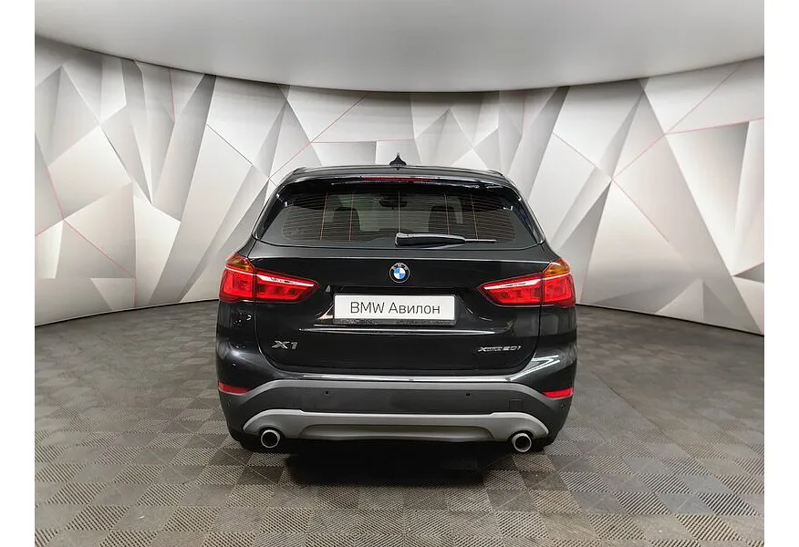 LIVE. Слайд №5