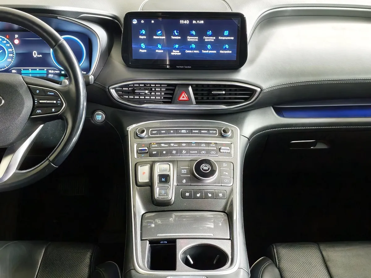 Hyundai Santa Fe 2.5 AWD 6AT (7 мест) (180 л.с.)   Prestige + Smart Sense Белый в АВИЛОН. Слайд №15