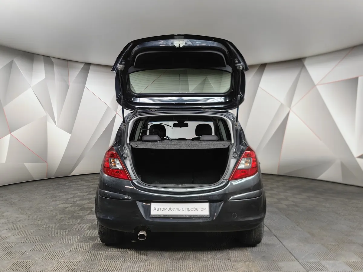 Opel Corsa 1.4 AT (101 л.с.) Черный в АВИЛОН. Слайд №11