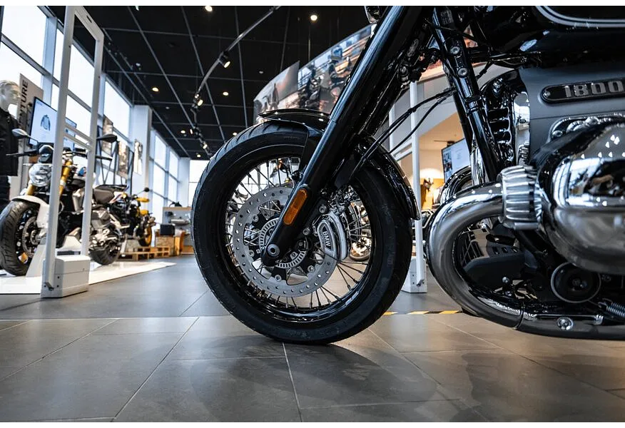 АВИЛОН - BMW Motorrad R 18 R 18 1800 см³ 1800 Черный - slide 18