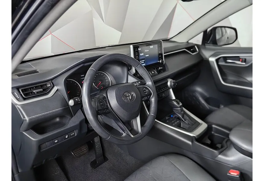 Toyota RAV4 2.0i CVT AWD (149 л.с.) Черный в АВИЛОН. Слайд №17