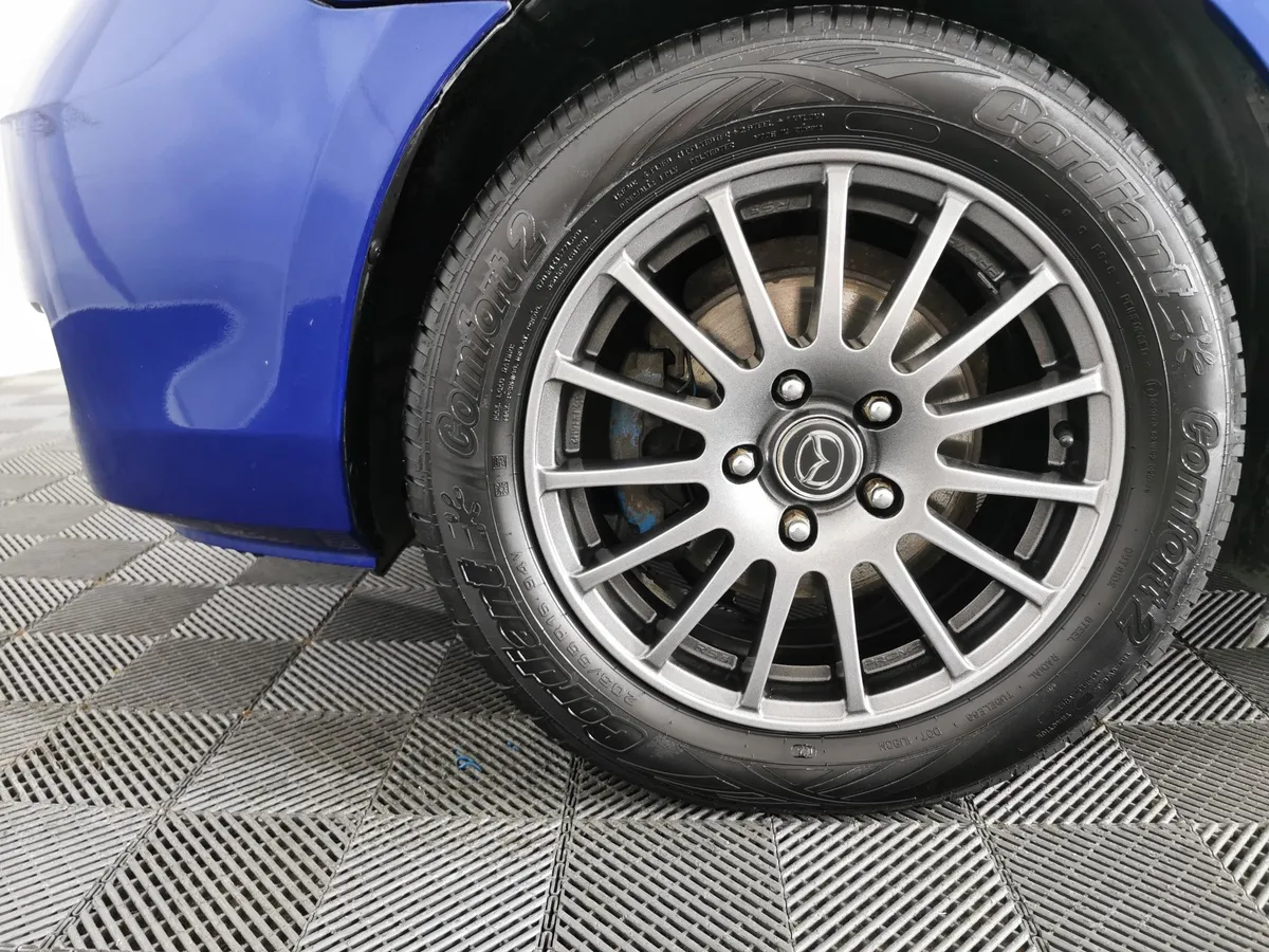Mazda 3 1.6 MT (105 л.с.) Синий в АВИЛОН. Слайд №9