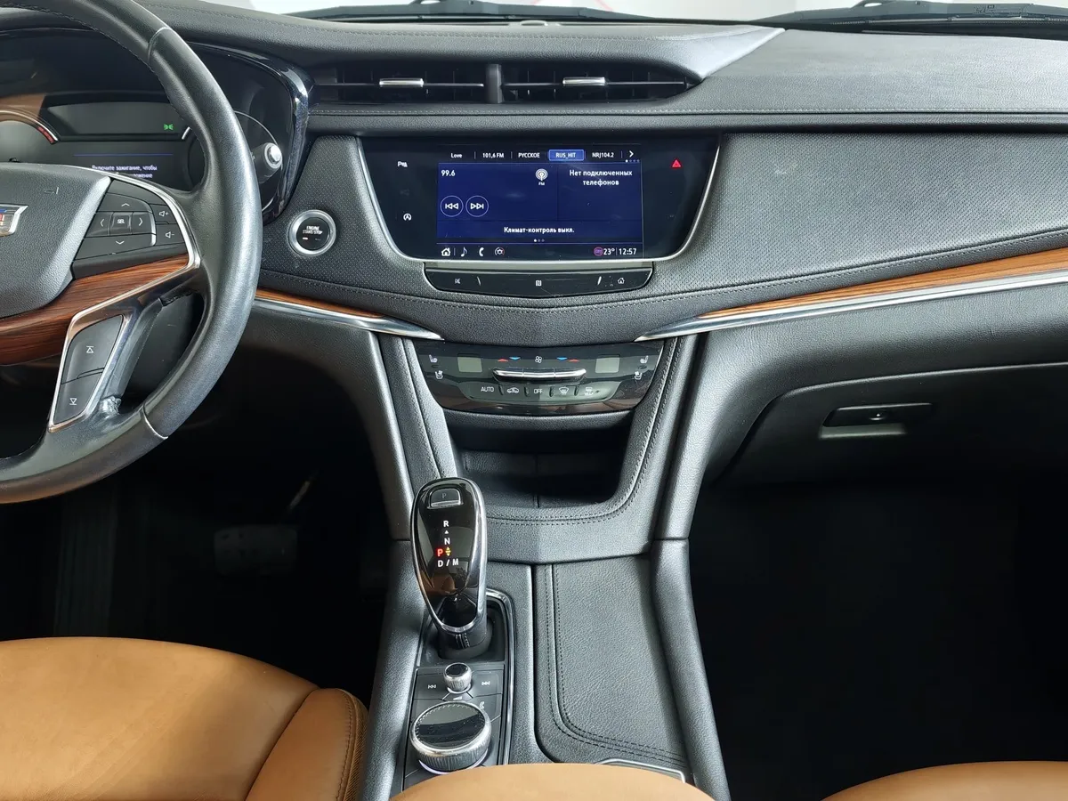 Cadillac XT5 2.0T АТ AWD (200 л.с.) Premium Luxury Белый в АВИЛОН. Слайд №15