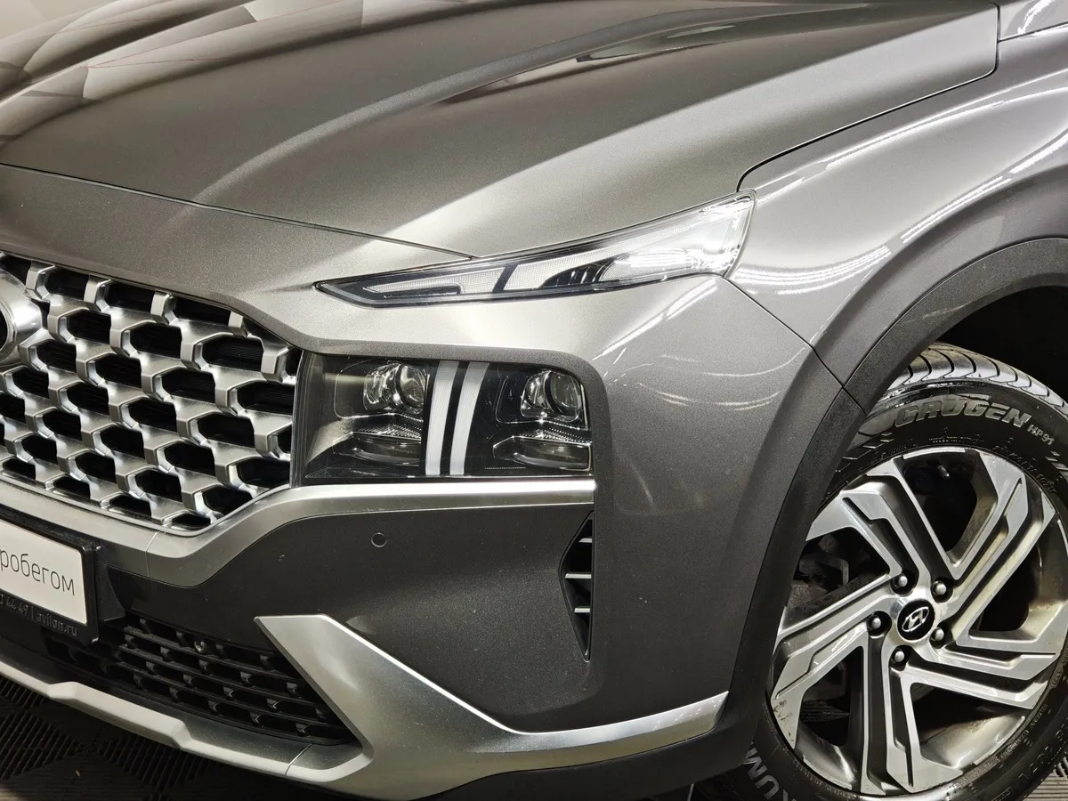 Hyundai Santa Fe 2.2 CRDi AWD 8AT (200 л.с.)  Prestige + Smart Sense Серый в АВИЛОН. Слайд №10