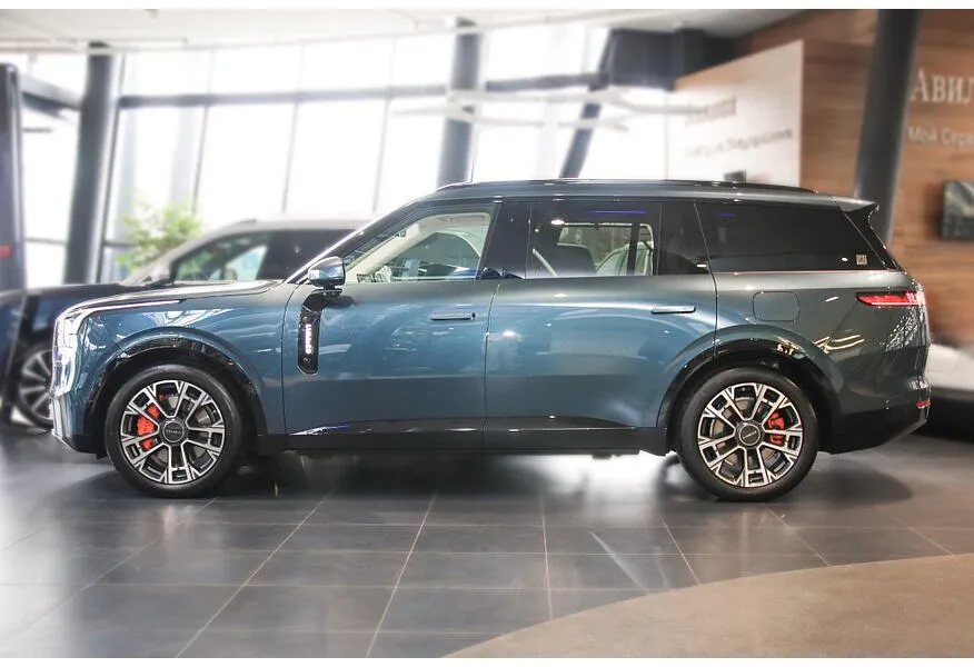 Lynk & Co 900 2.0 AT 4WD (884 л.с.) Ultra Синий в АВИЛОН. Слайд №2