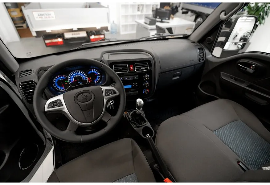 Sollers Argo 2.0d MT RWD LWB (130 л.с.) 3.5T Белый в АВИЛОН. Слайд №7