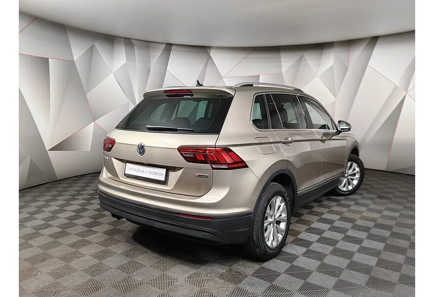 Volkswagen Tiguan 1.4 TSI 4Motion DSG (150 л.с.) Comfortline Бежевый в АВИЛОН. Слайд №8