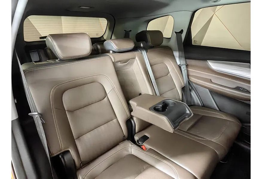 Chery Tiggo 8 Pro 1.6 TGDI DCT7 (186 л.с.) Prestige Dreamline Красный в АВИЛОН. Слайд №17