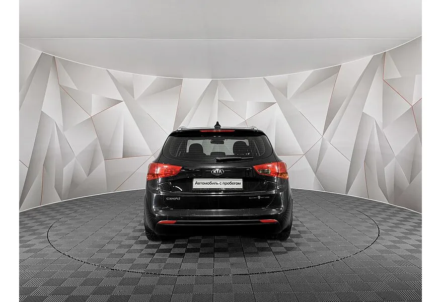 Kia Ceed 1.6 AT (129 л.с.) Luxe Черный в АВИЛОН. Слайд №8