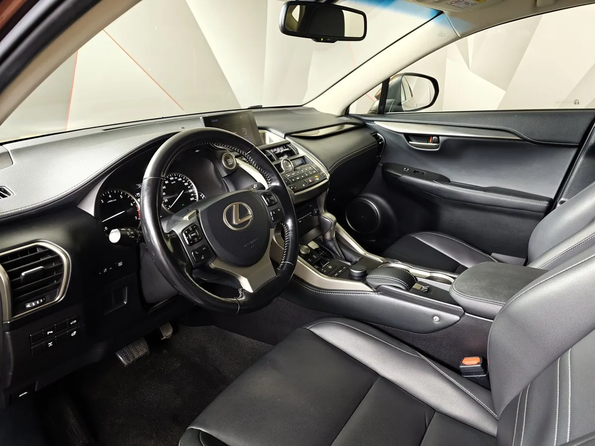 Lexus NX 200 CVT AWD (150 л.с.) Коричневый в АВИЛОН. Слайд №19