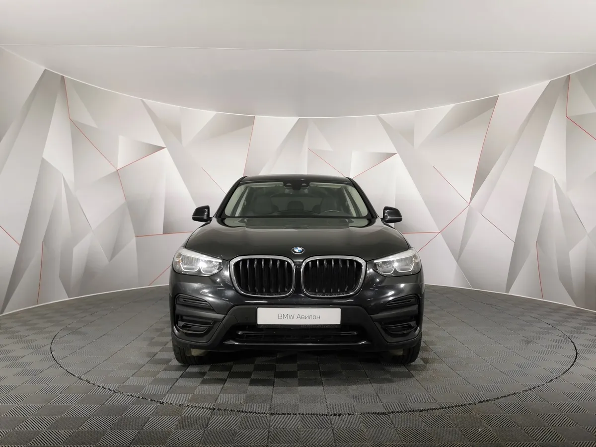 BMW X3 xDrive20i AT (184 л.с.) Base Локальная сборка Черный в АВИЛОН. Слайд №3