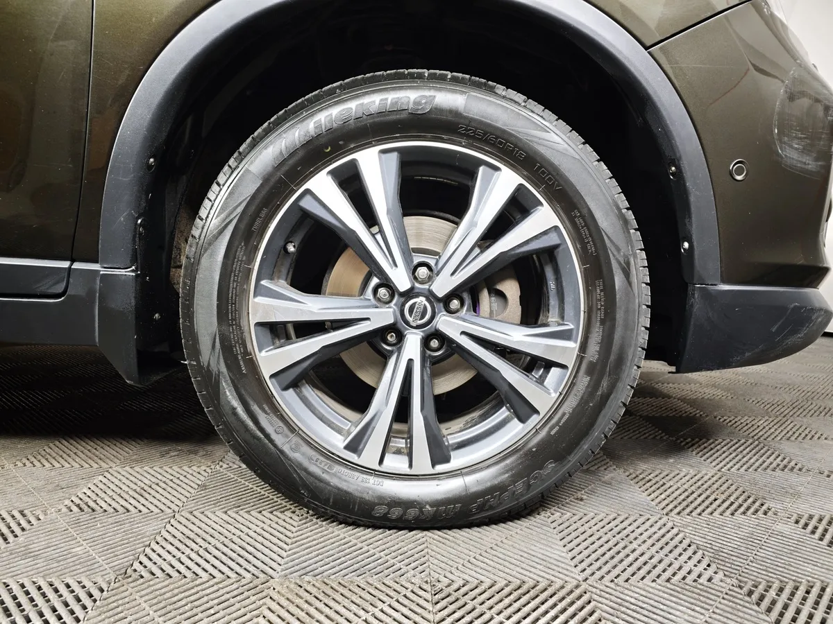 Nissan X-Trail 2.5 CVT AWD (171 л.с.) Зеленый в АВИЛОН. Слайд №9