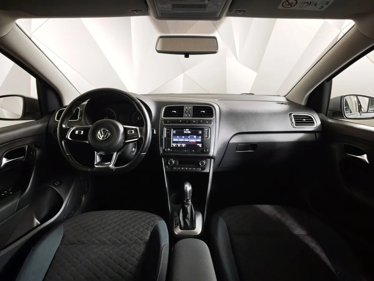 Volkswagen Polo 1.6 Tiptronic (105 л.с.) Comfortline Серебристый в АВИЛОН. Слайд №13