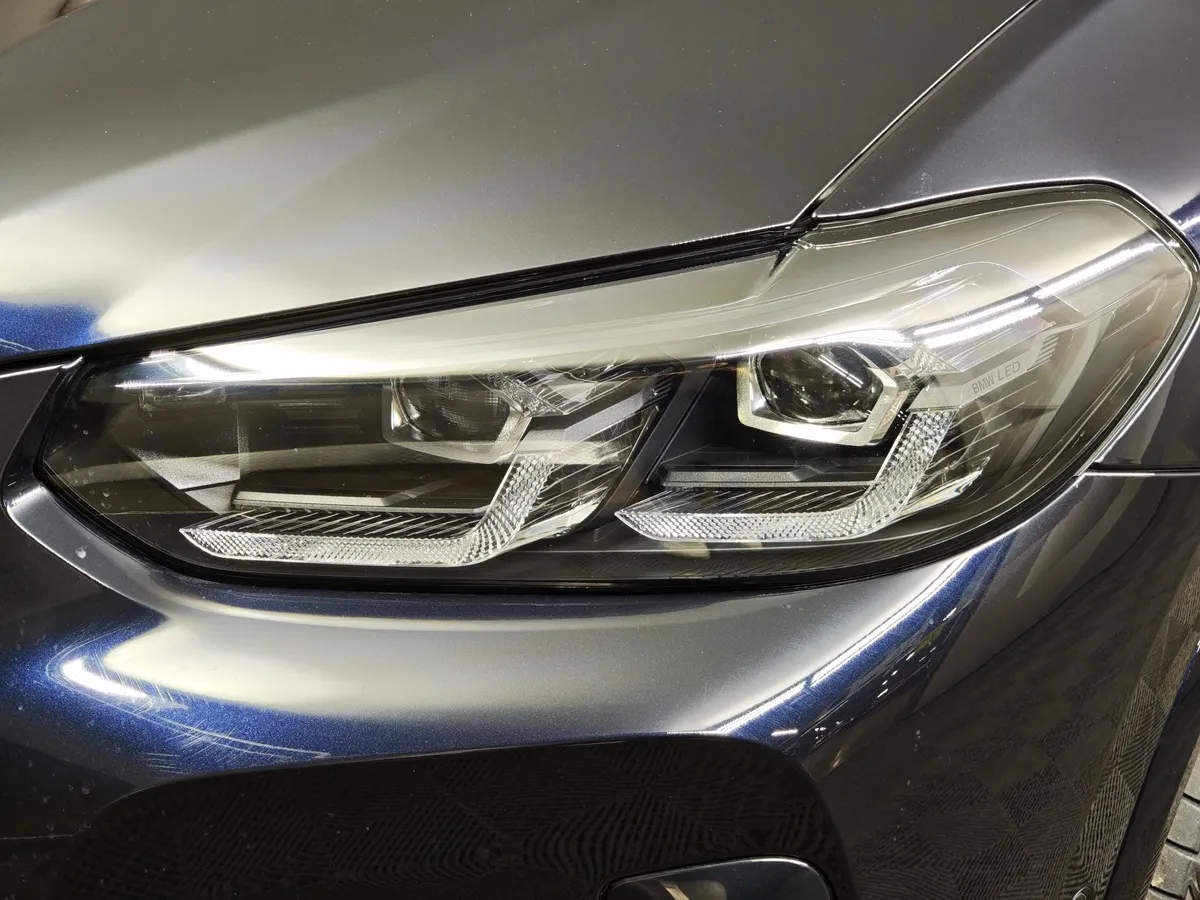 BMW X3 xDrive20i AT (184 л.с.) Черный в АВИЛОН. Слайд №8