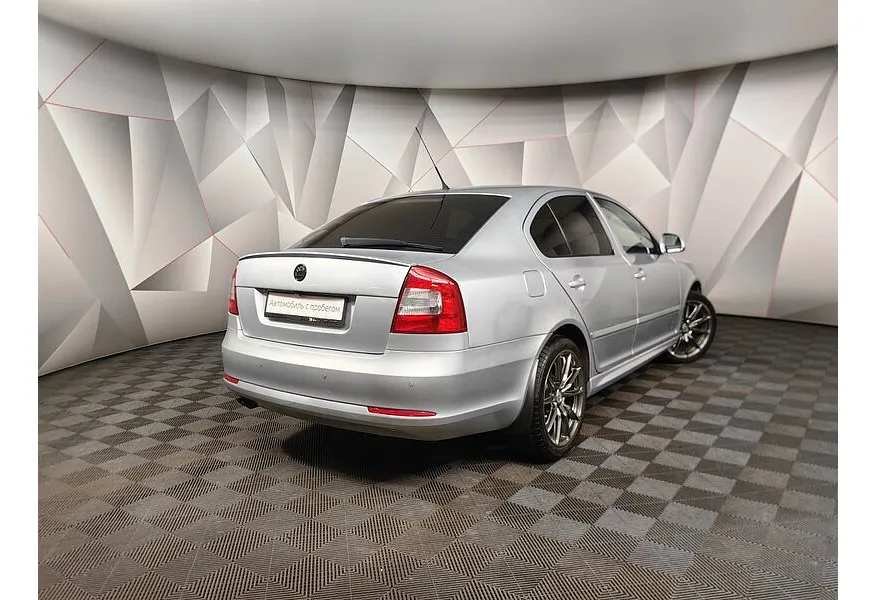 АВИЛОН - Skoda Octavia 1.8 TSI AT (152 л.с.) Серый - slide 7