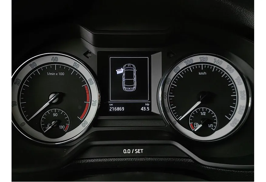 АВИЛОН - Skoda Octavia 1.8 TSI DSG (180 л.с.) Коричневый - slide 20