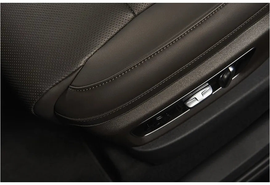 Li Auto L9 1.5 AT 4WD (449 л.с.) Ultra Черный в АВИЛОН. Слайд №22