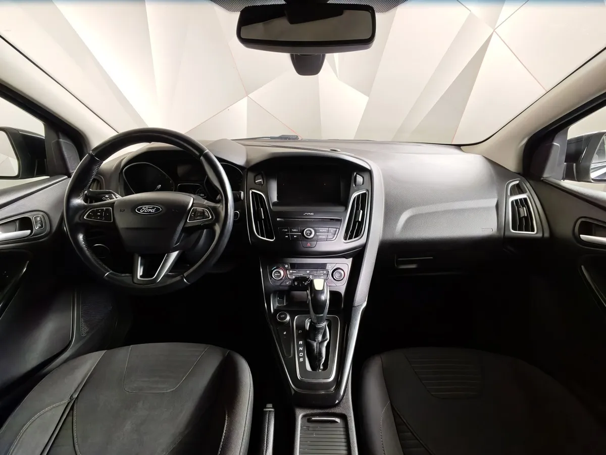 Ford Focus 1.5 EcoBoost AT (150 л.с.) Titanium Черный в АВИЛОН. Слайд №13