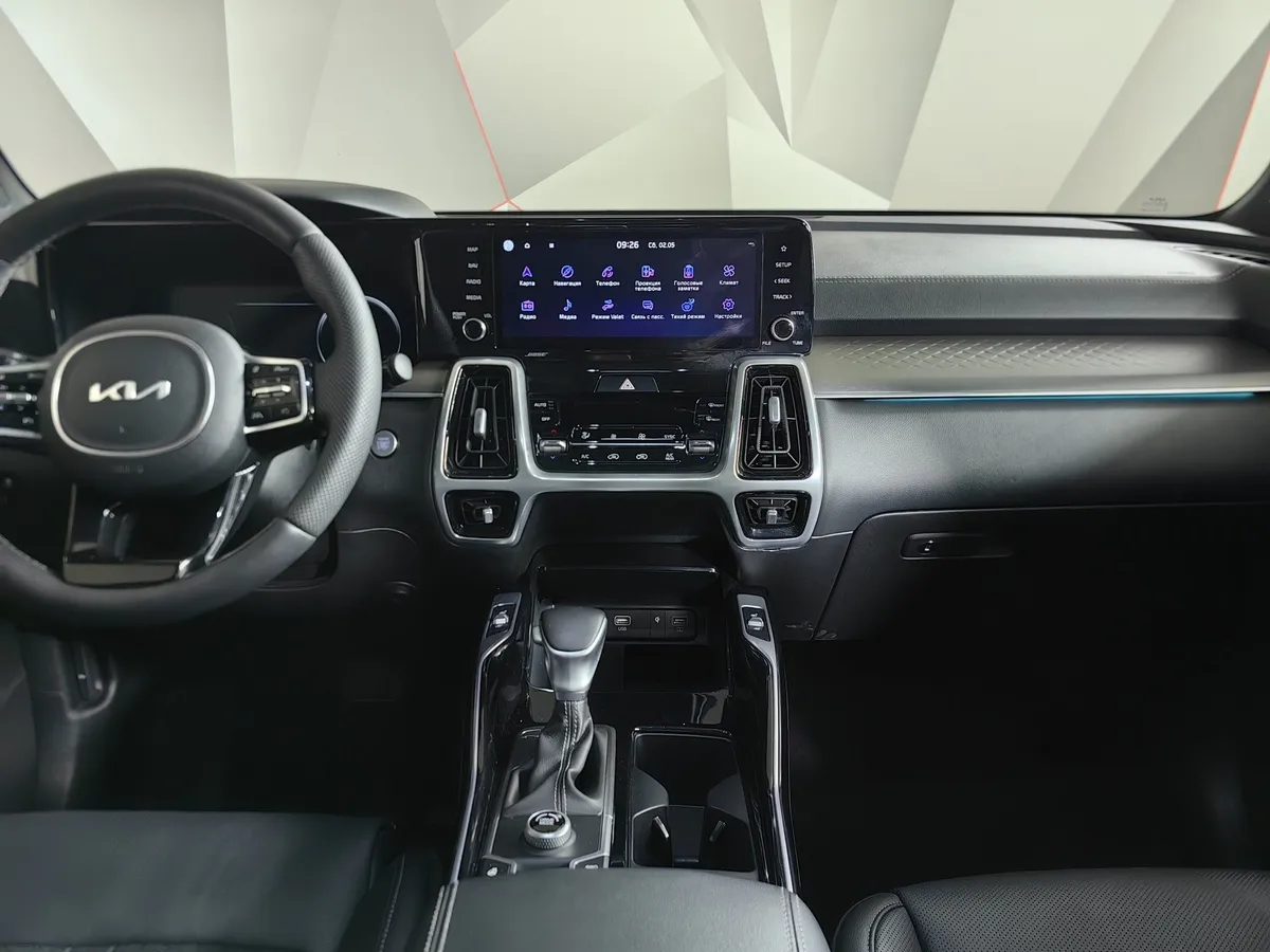 Kia Sorento 2.5 MPI 4WD AT (180 л.с.) Comfort Черный в АВИЛОН. Слайд №15