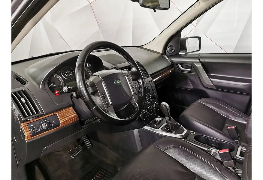 Land Rover Freelander 2.2 TD4 AT (150 л.с.) S Серый в АВИЛОН. Слайд №19
