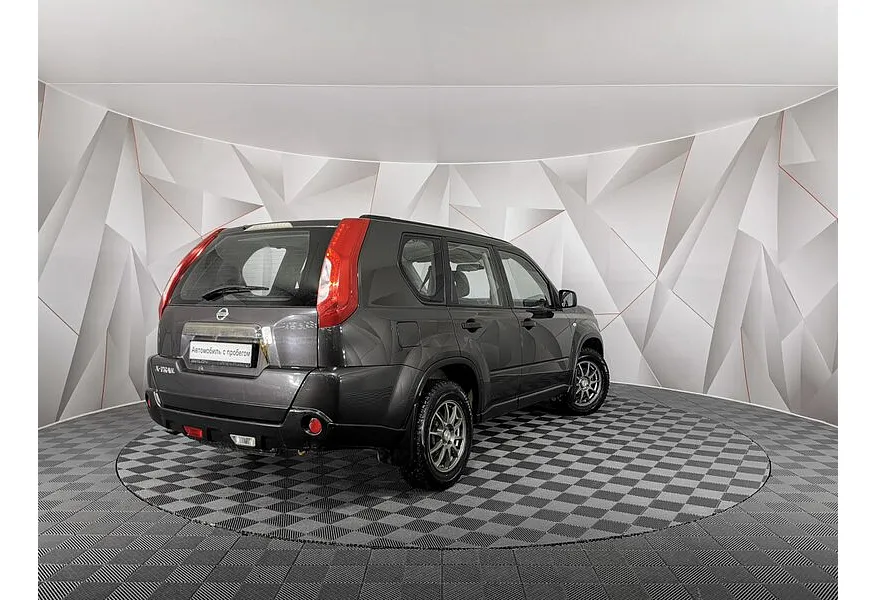 Nissan X-Trail 2.0 CVT AWD (141 л.с.) Фиолетовый в АВИЛОН. Слайд №2