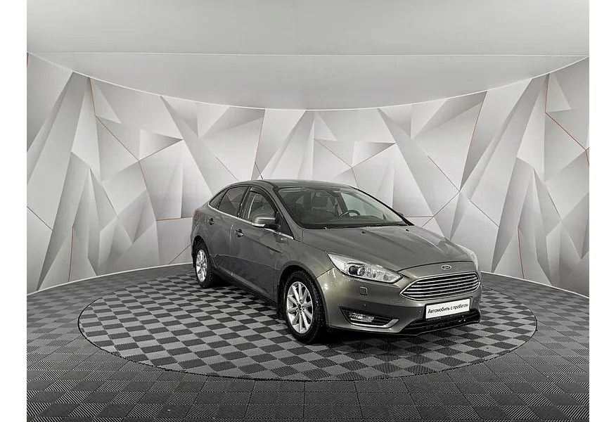 Ford Focus 1.5 EcoBoost AT (150 л.с.) Titanium Коричневый в АВИЛОН. Слайд №3