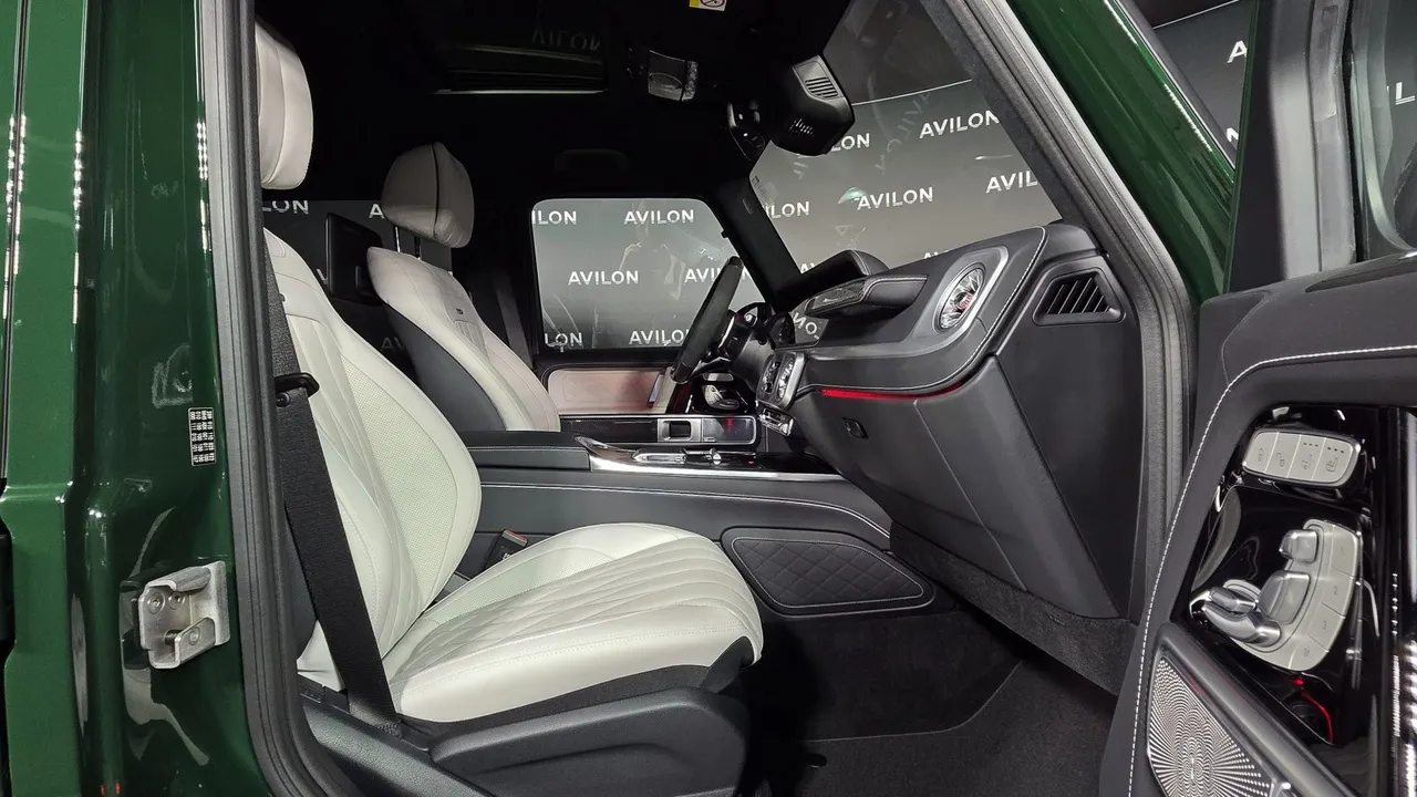 Mercedes-Benz G-Класс G 63 AMG Speedshift 4Matic (585 л.с.) Зеленый в АВИЛОН. Слайд №6