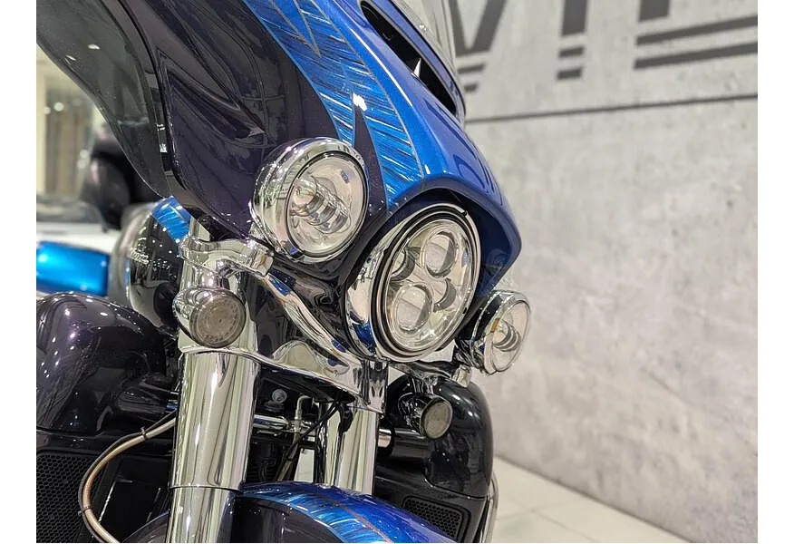 Harley-Davidson Ultra Limited 1923 см³ (106 л.с.) (106) 1923 Синий в АВИЛОН. Слайд №17