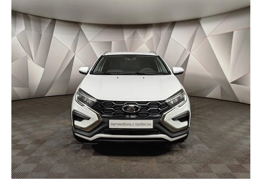 LIVE. Слайд №5