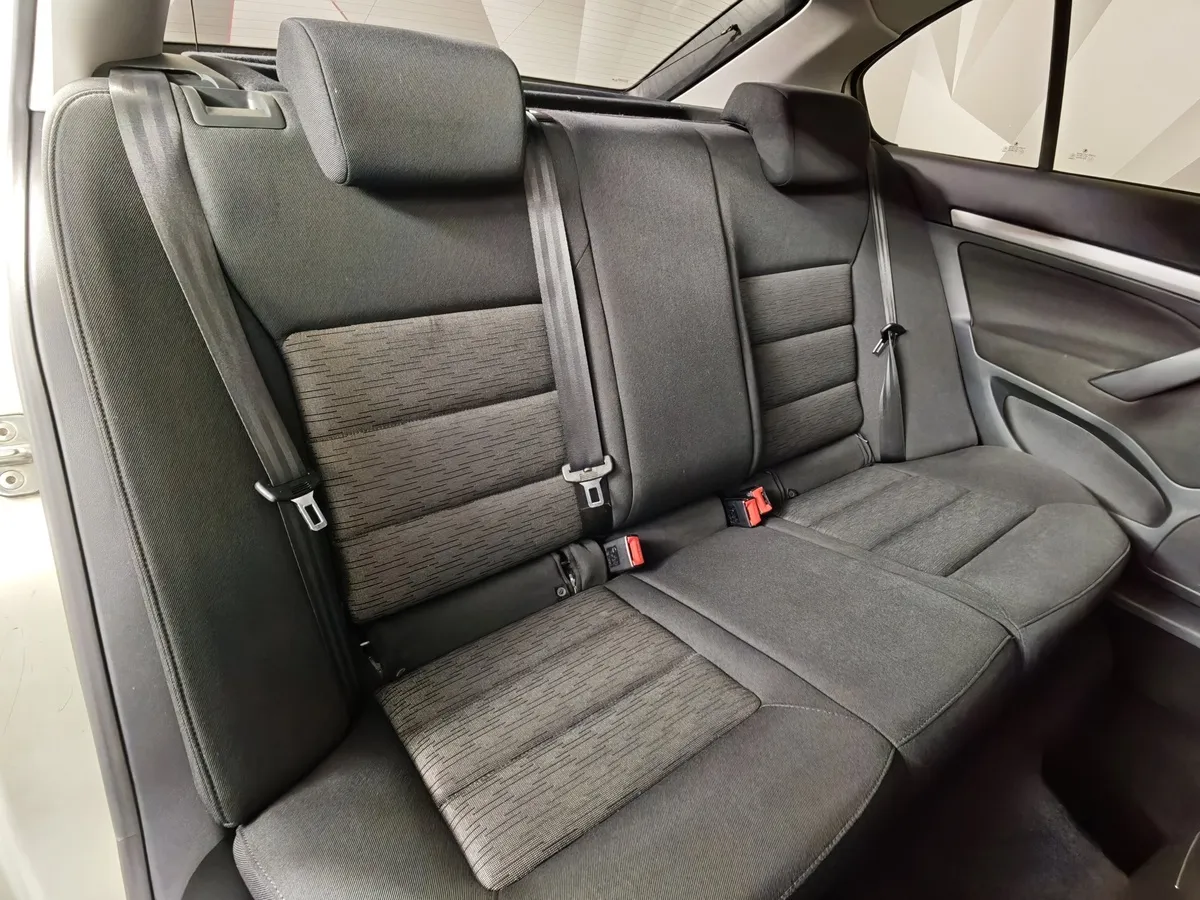 Skoda Octavia 1.8 TSI AT (152 л.с.) Active (CKD) Серебристый в АВИЛОН. Слайд №17
