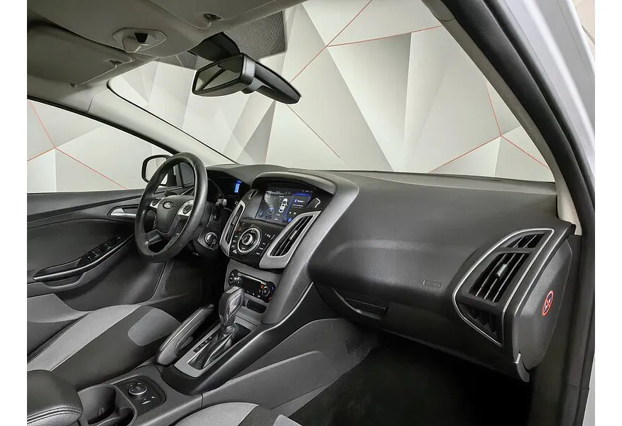 АВИЛОН - Ford Focus 1.6 PowerShift (125 л.с.) Trend Sport Белый - slide 8