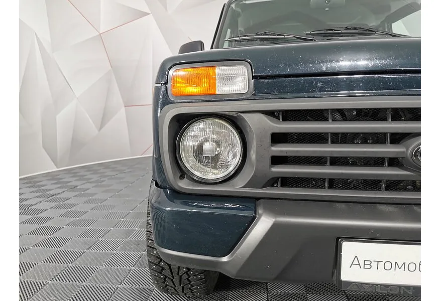 ВАЗ (Lada) 4x4 1.7 MT 8 кл. (83 л.с.) Зеленый в АВИЛОН. Слайд №10