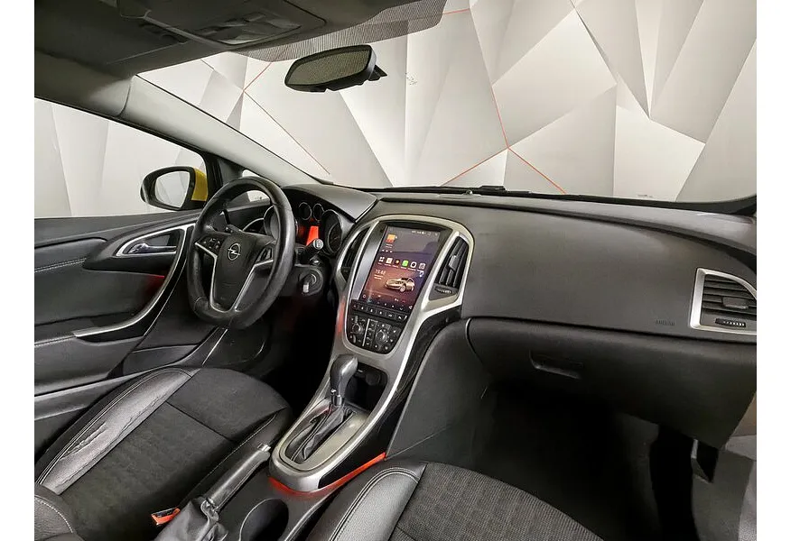 Opel Astra 1.6 Turbo AT (170 л.с.) Sport Желтый в АВИЛОН. Слайд №12 Opel Astra 1.6 Turbo AT (170 л.с.) Sport Желтый в АВИЛОН. Слайд №12