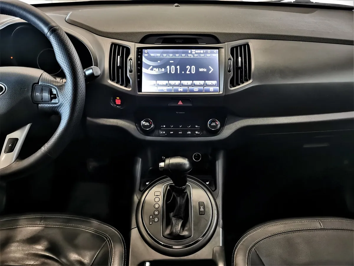 Kia Sportage 2.0 TD AT 4WD (136 л.с.) Белый в АВИЛОН. Слайд №14