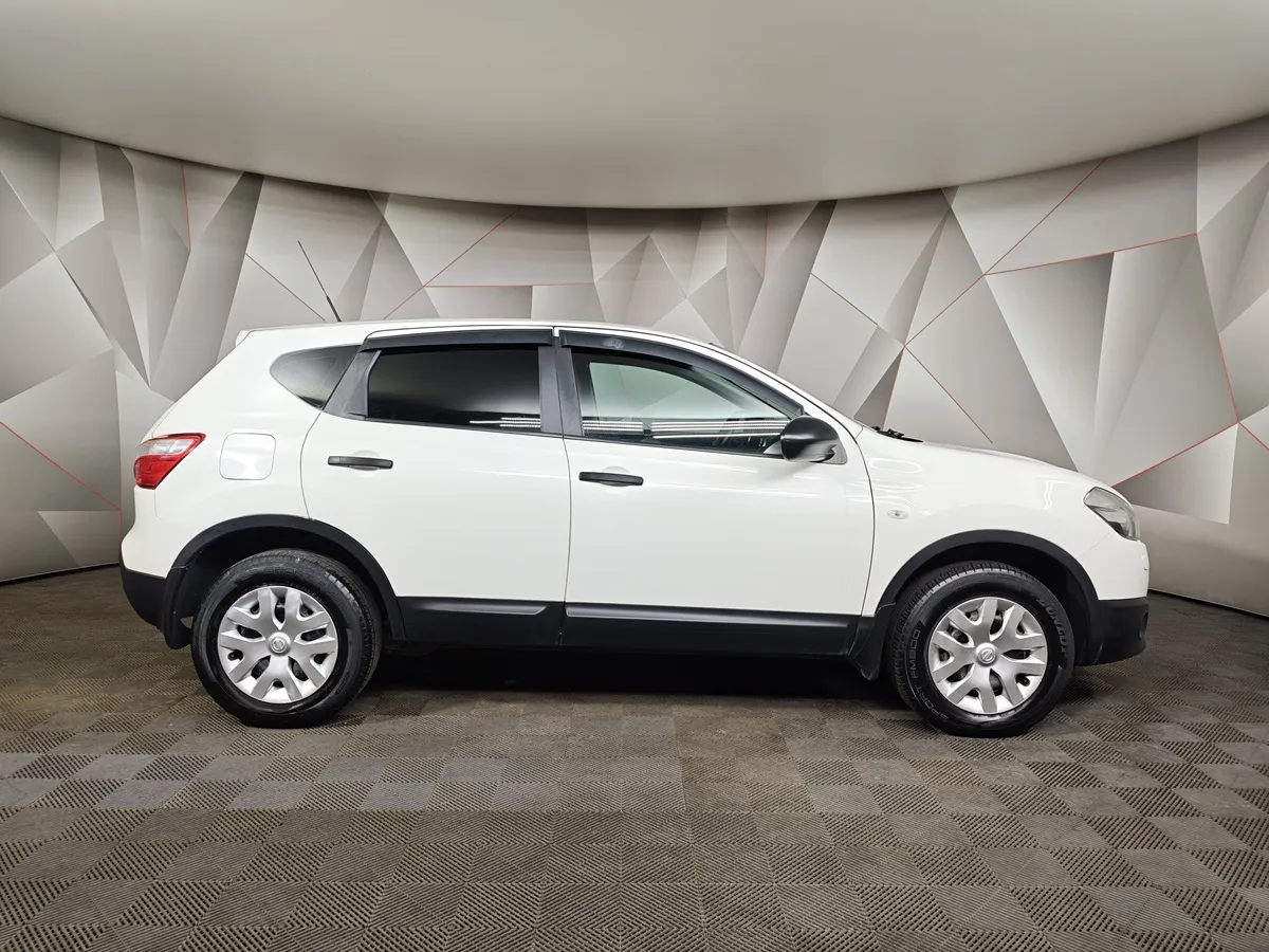 Nissan Qashqai 1.6 MT FWD (115 л.с.) Белый в АВИЛОН. Слайд №6