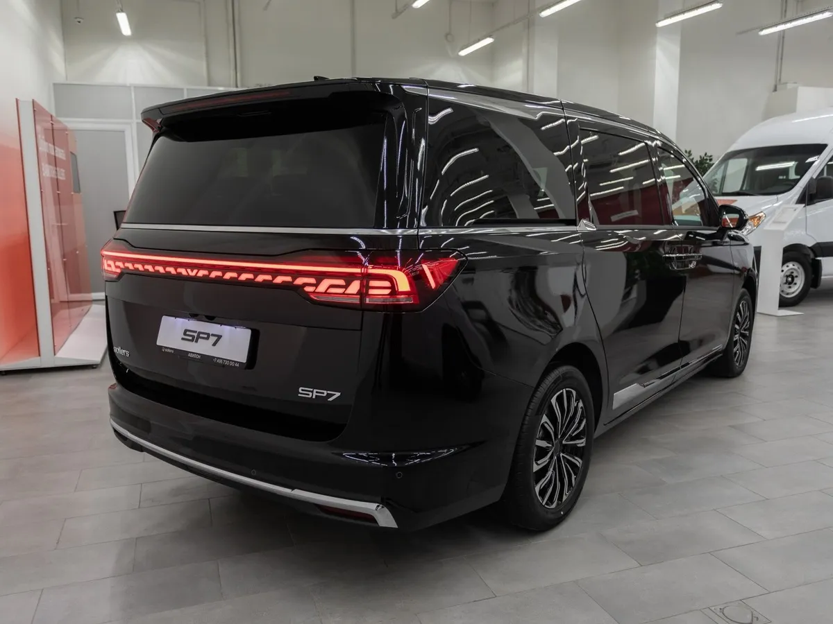 Sollers SP7 2.0T GDI 8AT FWD (224 л.с.) Черный в АВИЛОН. Слайд №5