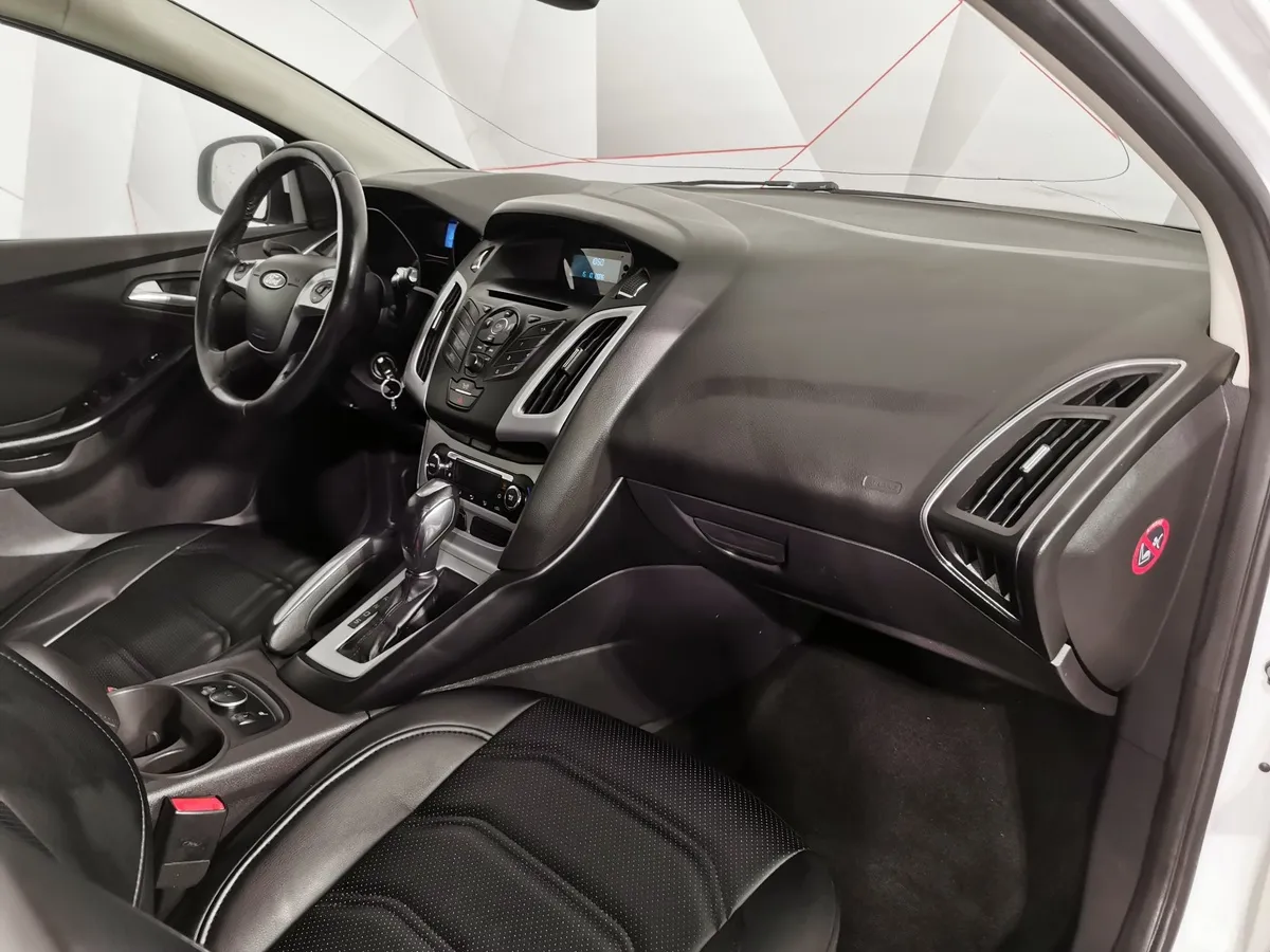 Ford Focus 2.0 PowerShift (150 л.с.) Titanium Белый в АВИЛОН. Слайд №11