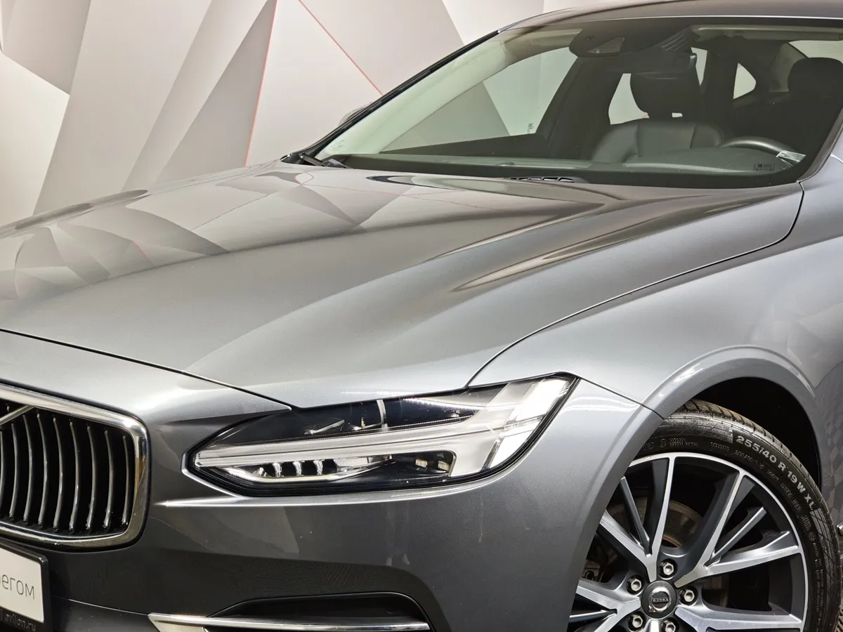 Volvo S90 2.0 T4 Drive-E AT (190 л.с.) Inscription Голубой в АВИЛОН. Слайд №10