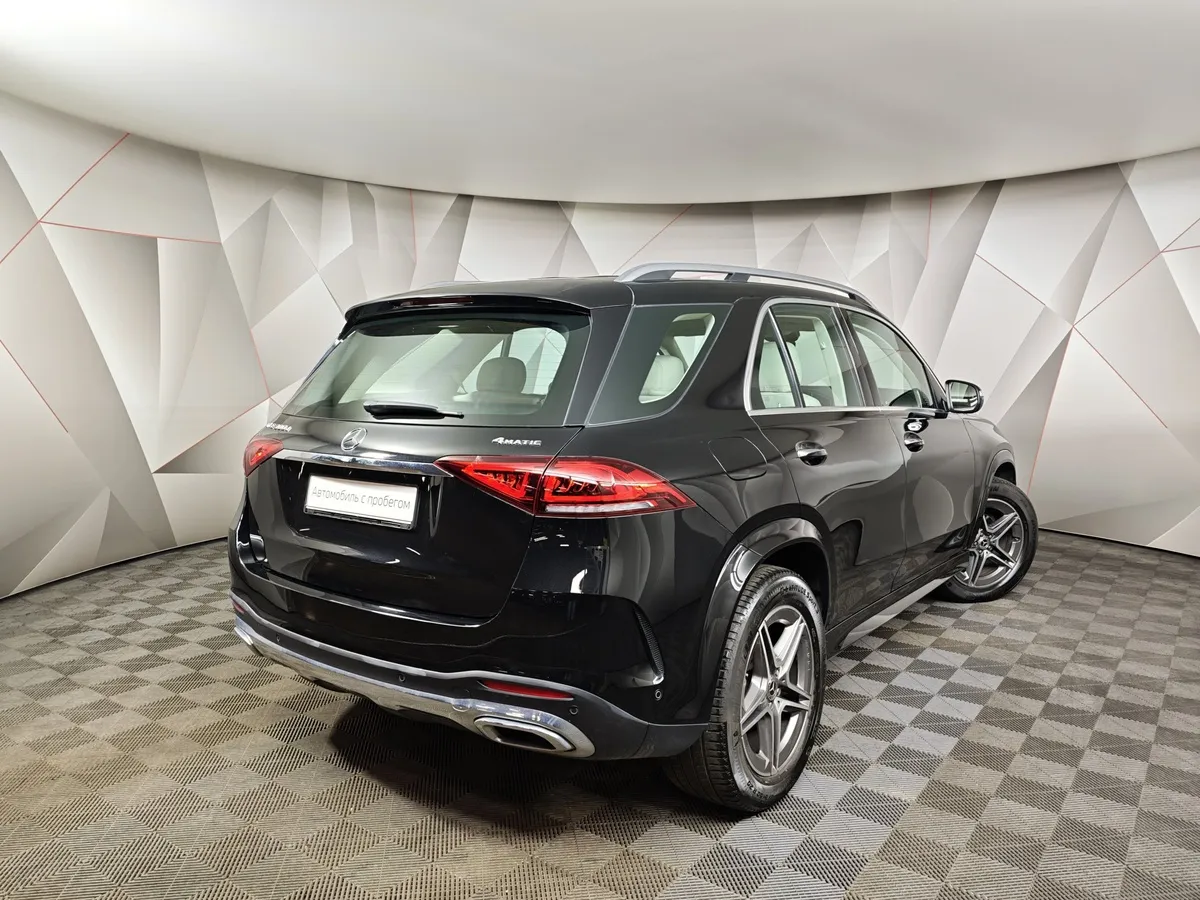 Mercedes-Benz GLE 300 d 4MATIC 9G-TRONIC (245 л.с.) Sport Черный в АВИЛОН. Слайд №2