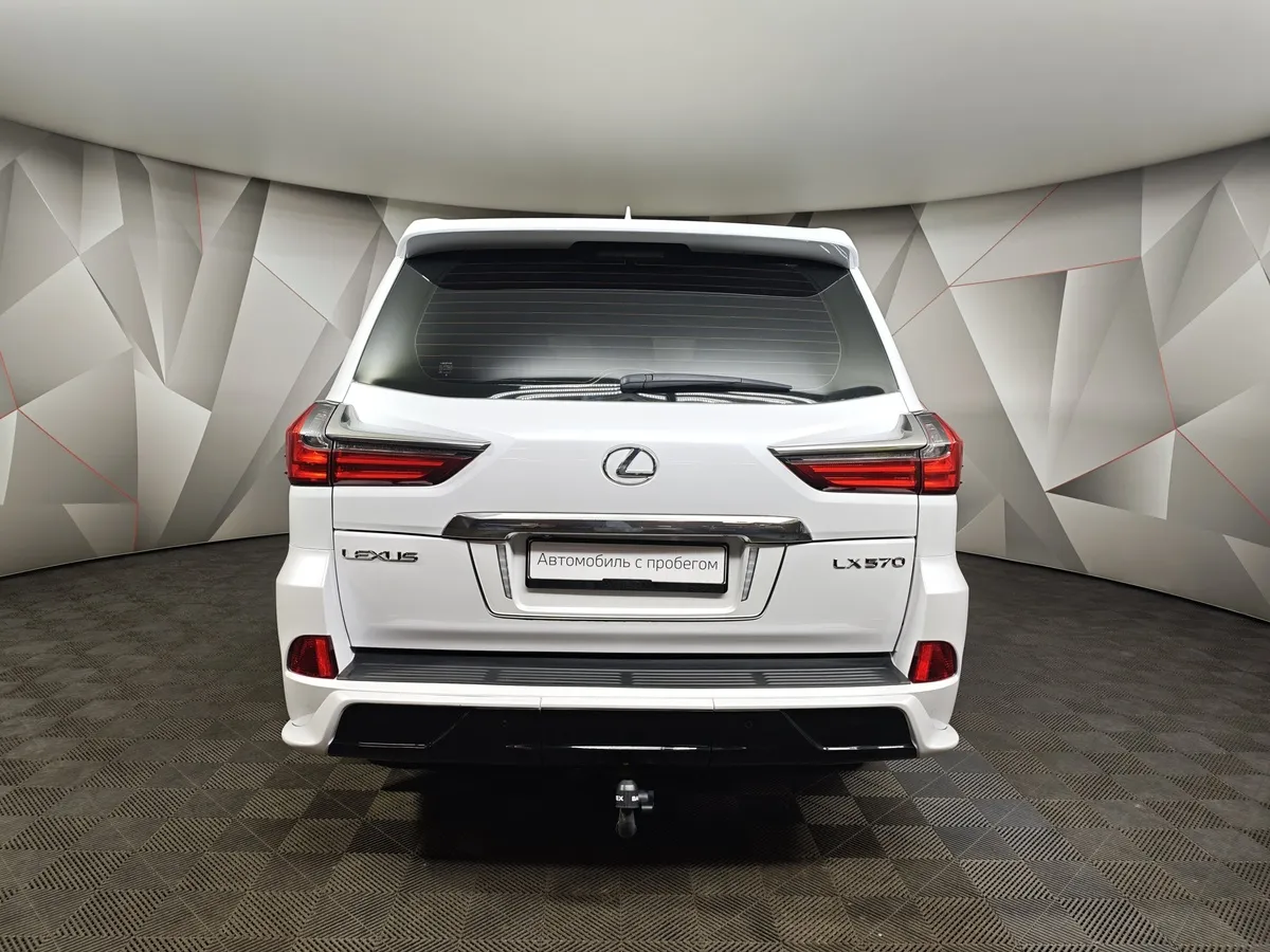 Lexus LX 570 AT (367 л.с.) Heritage Белый в АВИЛОН. Слайд №8