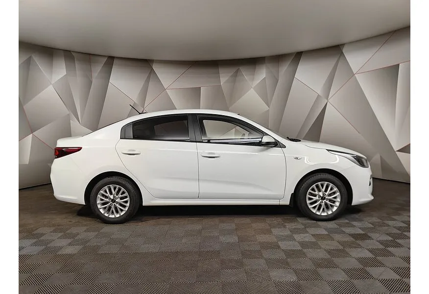 АВИЛОН - Kia Rio 1.6 AT (123 л.с.) Белый - slide 3
