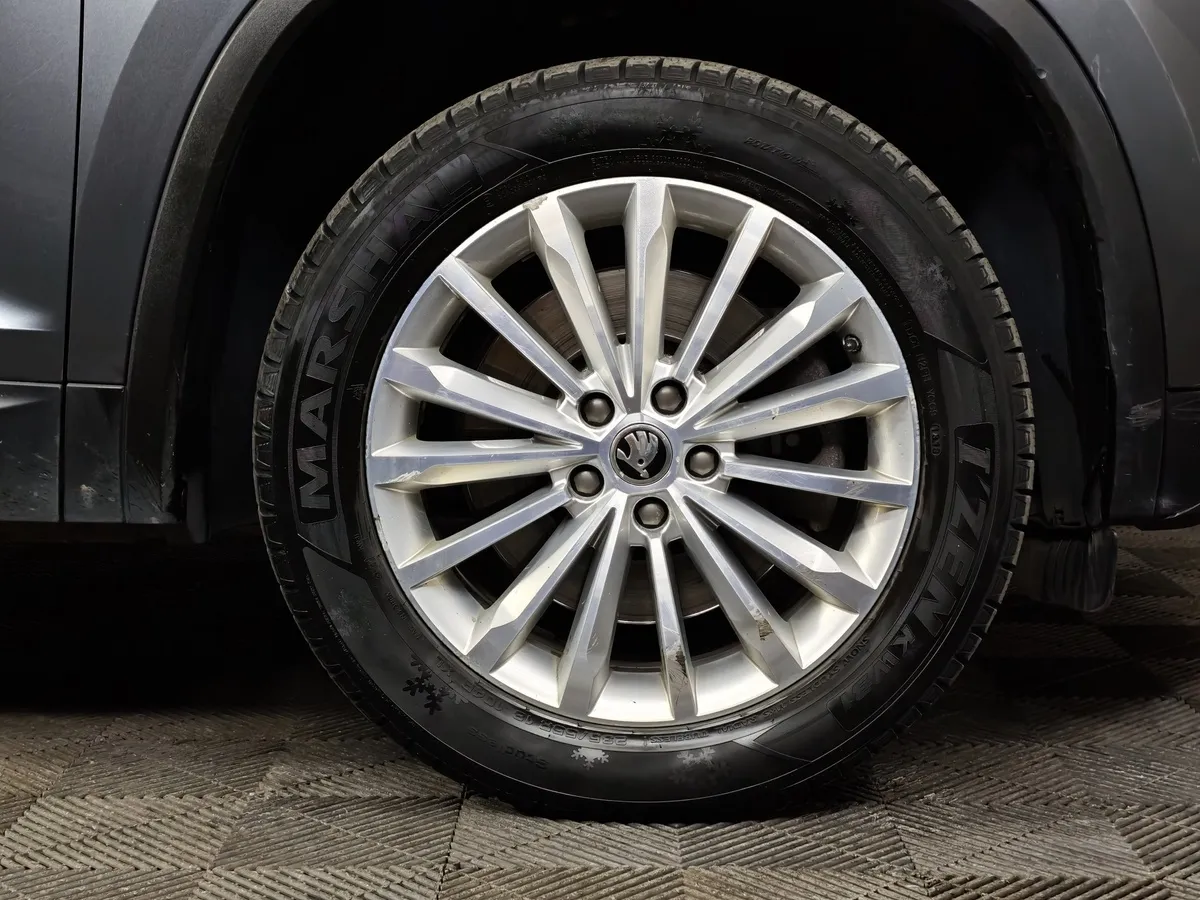 Skoda Kodiaq 2.0 TSI DSG 4WD (180 л.с.) Style Plus Серый в АВИЛОН. Слайд №9