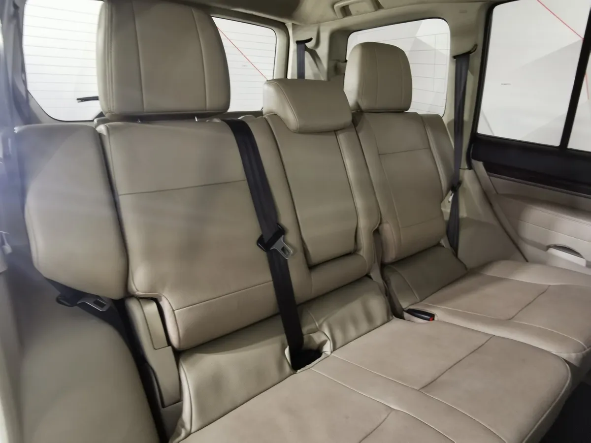 Mitsubishi Pajero 3.8 AT (250 л.с.) Серый в АВИЛОН. Слайд №16