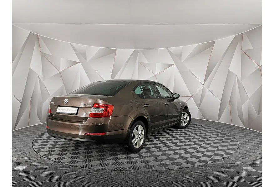 Skoda Octavia 1.4 TSI DSG (140 л.с.) Коричневый в АВИЛОН. Слайд №2