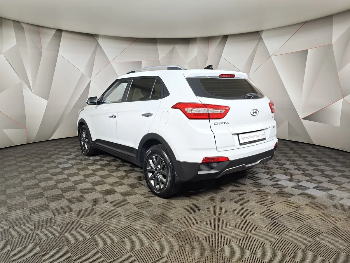 Hyundai Creta 2.0 AT AWD (149 л.с.) Style + Navigation Белый в АВИЛОН. Слайд №4