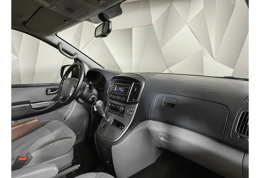 Hyundai H-1 2.5 CRDi AT (170 л.с.) Active Серый в АВИЛОН. Слайд №13