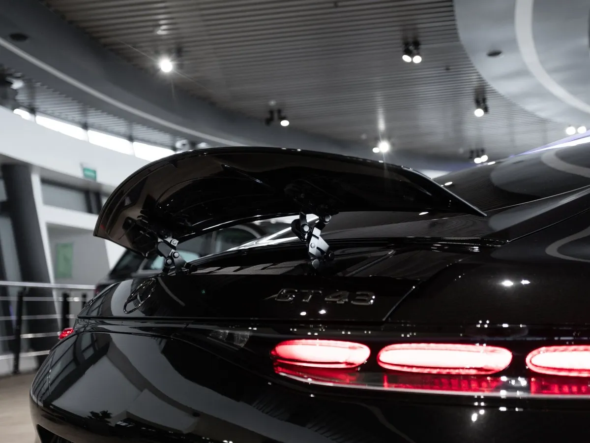 Mercedes-Benz AMG GT 43 4MATIC SPEEDSHIFT TCT 9G (367 л.с.) Черный в АВИЛОН. Слайд №13