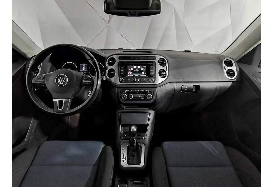 Volkswagen Tiguan 2.0 TSI 4Motion AT (170 л.с.) Sochi Edition Черный в АВИЛОН. Слайд №12