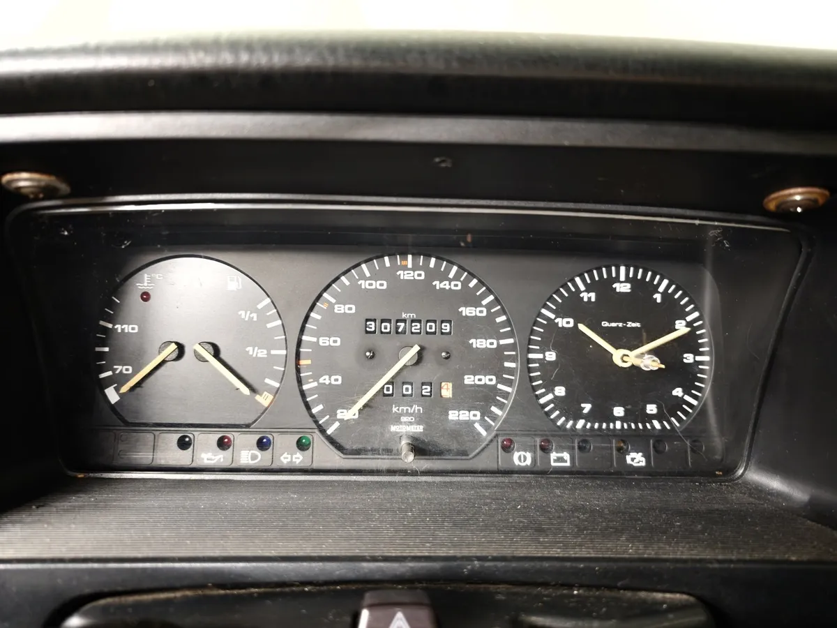 Volkswagen Passat 1.8 MT (90 л.с.) Белый в АВИЛОН. Слайд №11