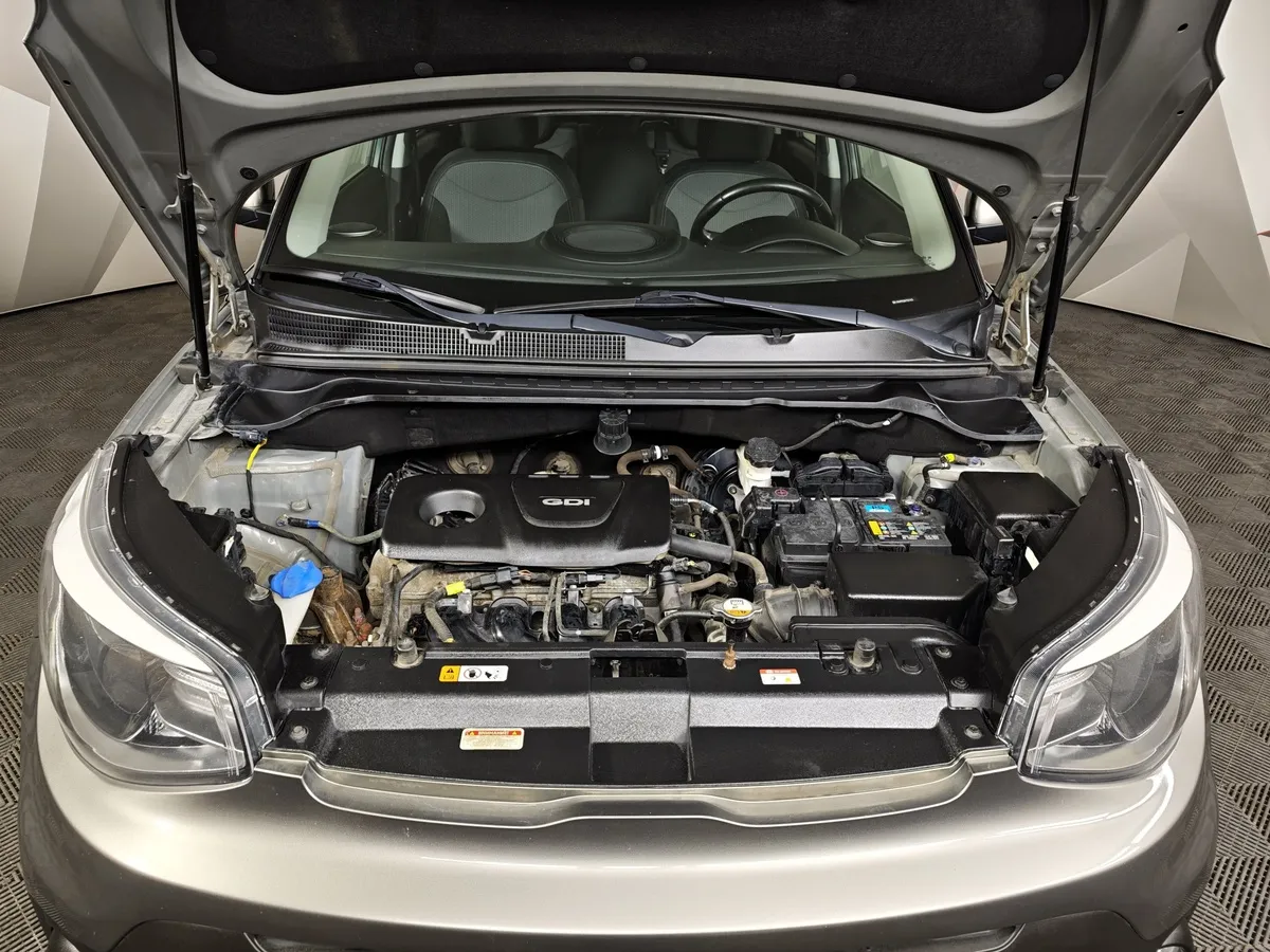 Kia Soul 1.6 GDI AT (132 л.с.) Classic Серебристый в АВИЛОН. Слайд №11